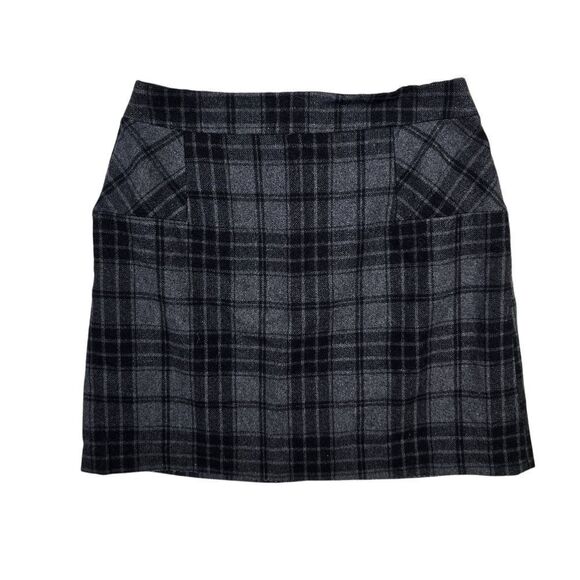 Willi Smith Dresses & Skirts - Willi Smith Plaid Mini Skirt in Black and Gray